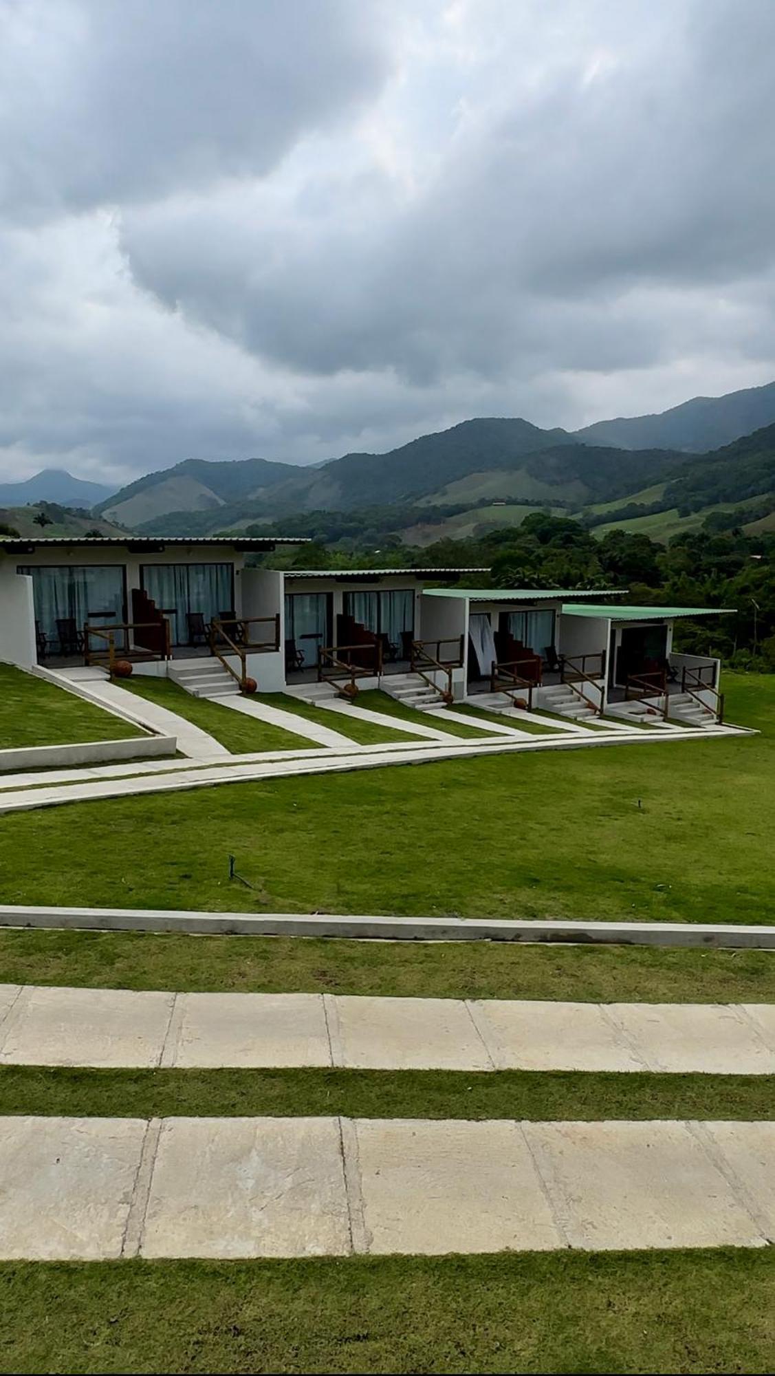 Village Sana Apart Hotel Exterior photo